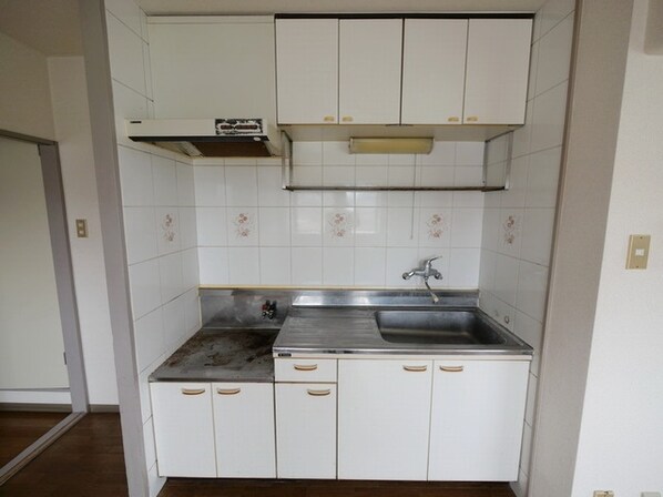 ダイヤハイツ西門の物件内観写真